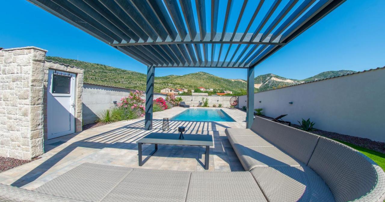 Villa Carpe Diem - With Private Pool Мостар Екстер'єр фото
