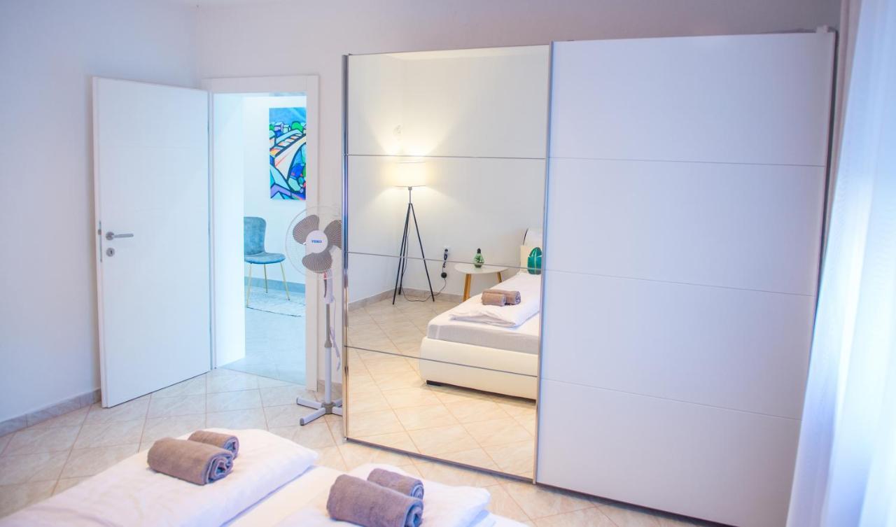 Villa Carpe Diem - With Private Pool Мостар Екстер'єр фото